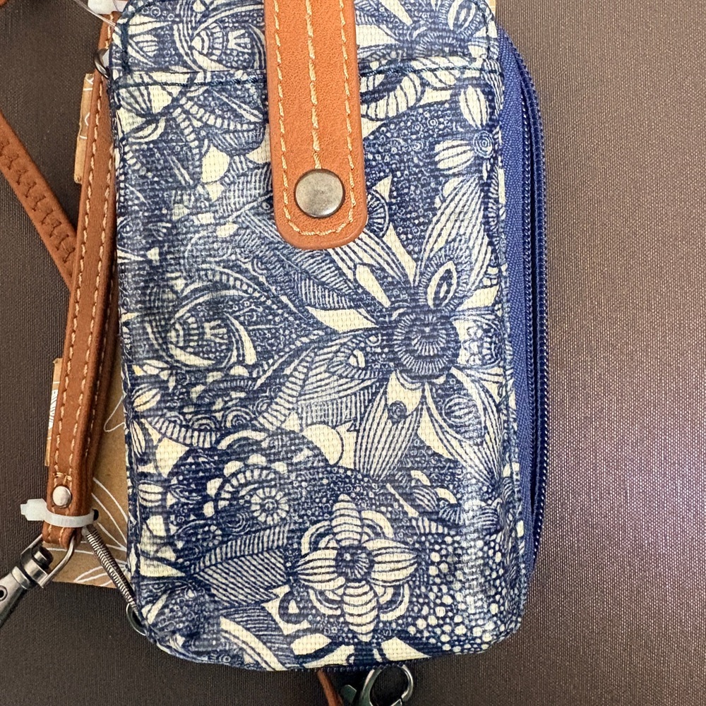 Sakroots Navy and Cream Floral Crossbody Bag - Picture 3 of 5